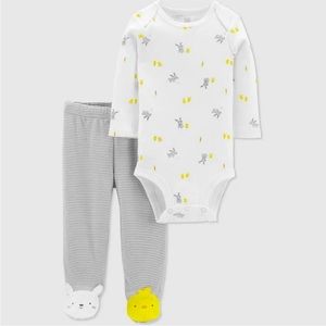 Baby’s just one you Carters 2 piece top and bottom set chick bunny size 6M new
